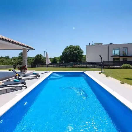 Martina Villa Barban